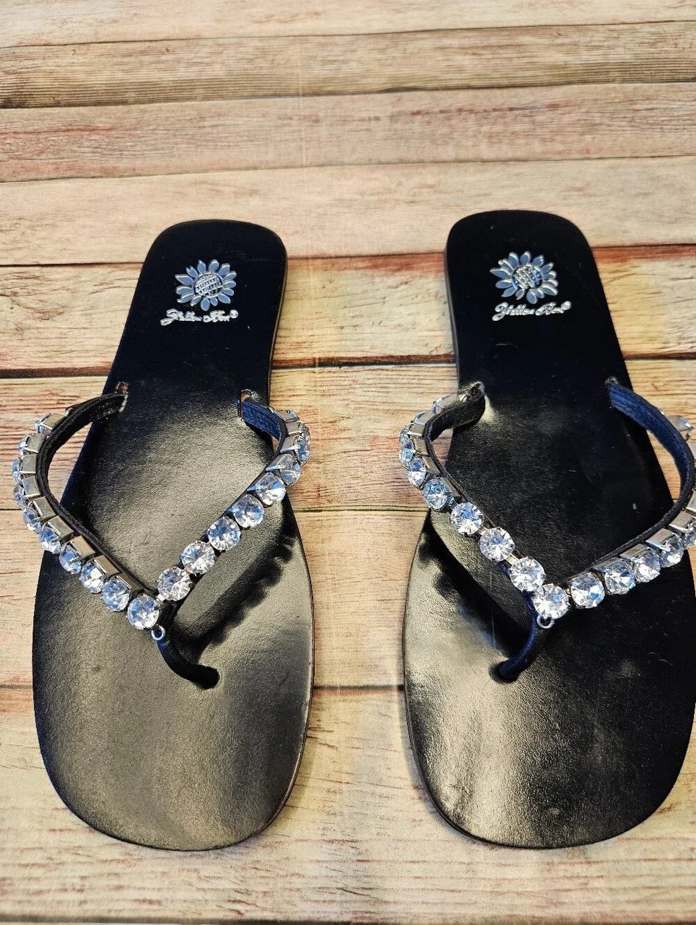 Yellow Box sandals - Picture 3 of 4